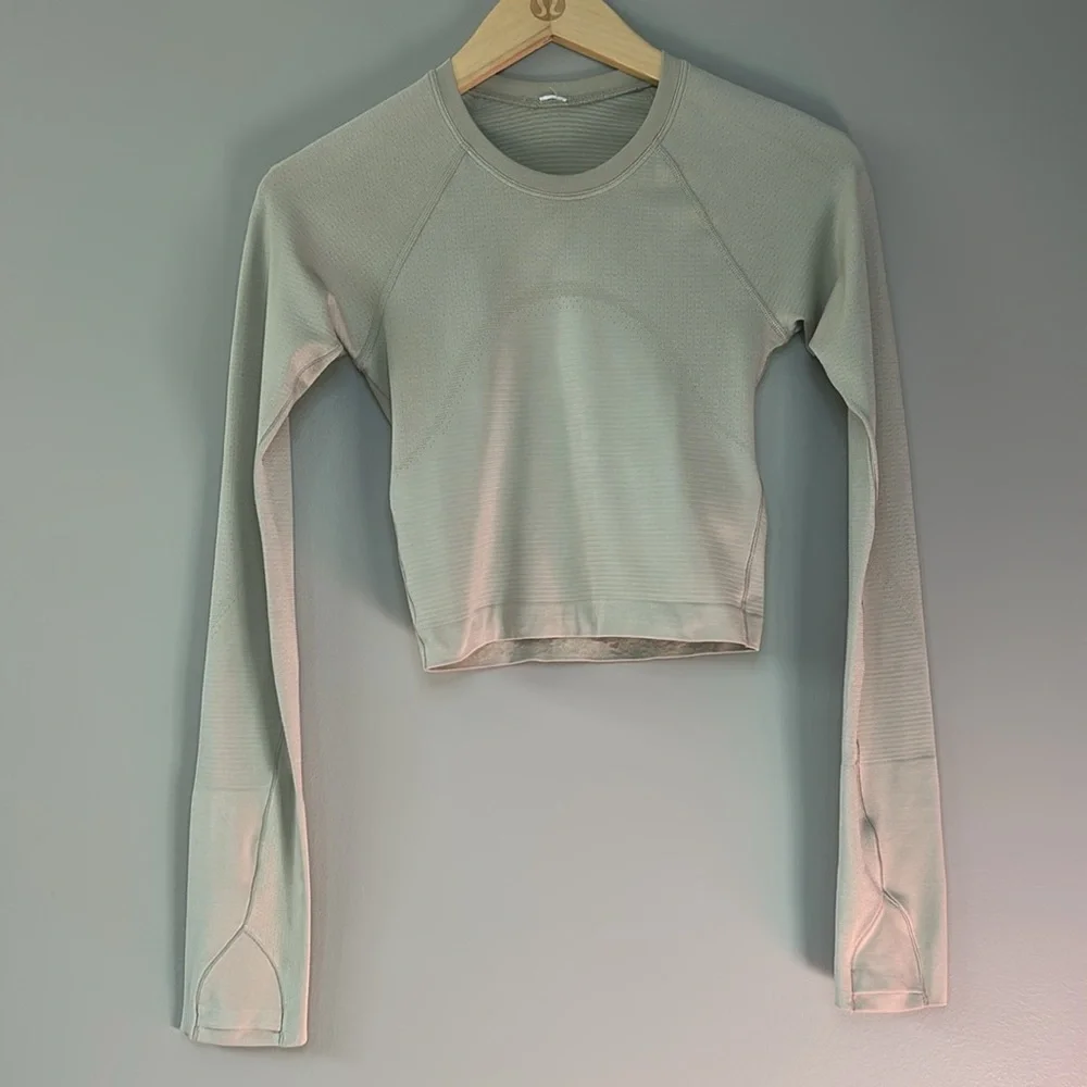 Lululemon Swiftly Tech Cropped Long-Sleeve Shirt 2.0‎ Size 2 Sheer Oak (Tan)